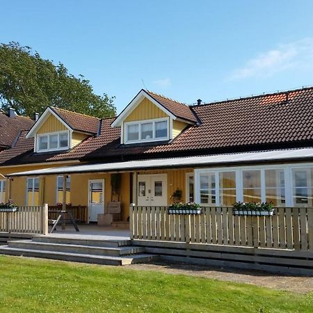 Bjoerkaengs Vandrarhem Tvaaker Экстерьер фото